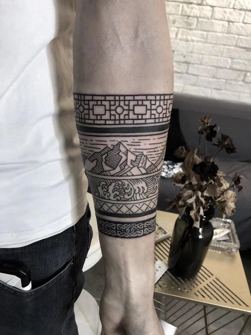 Geometric Tattoos Ideas 2