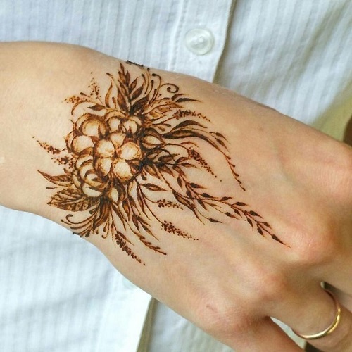 Easy and Cute Henna Tattoos Ideas 3