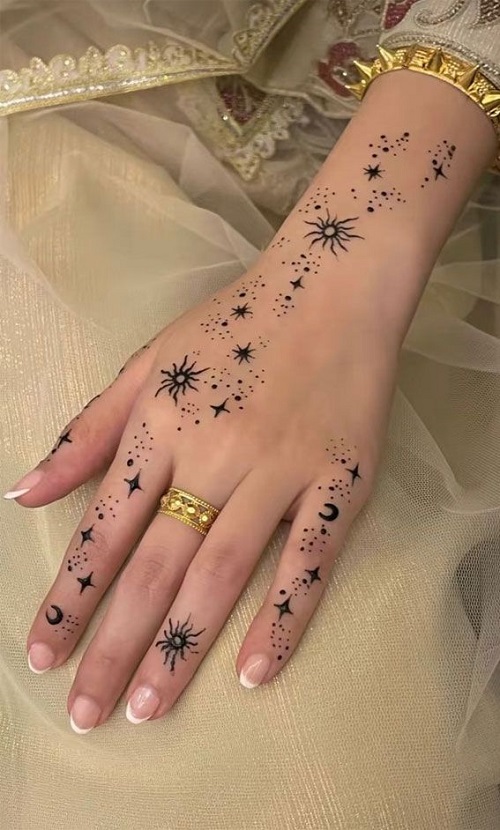 Henna Tattoos Ideas