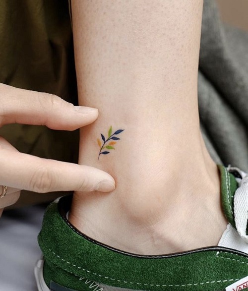 Small and chic Tattoo Ideas 2