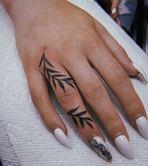 Simple Finger Tattoo Ideas 3