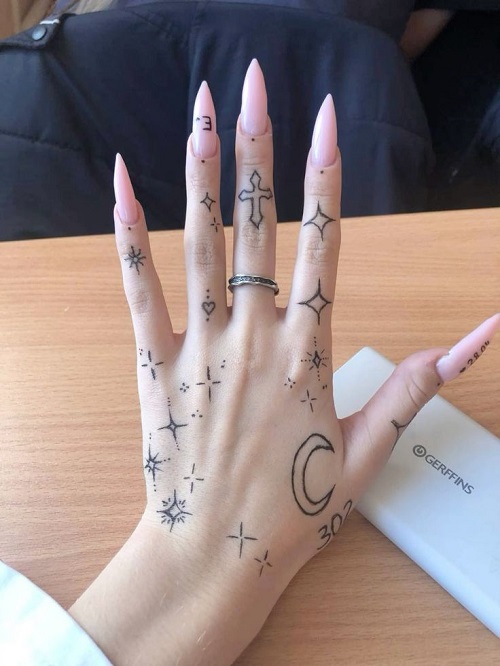 Stunning hand tattoo idea 5