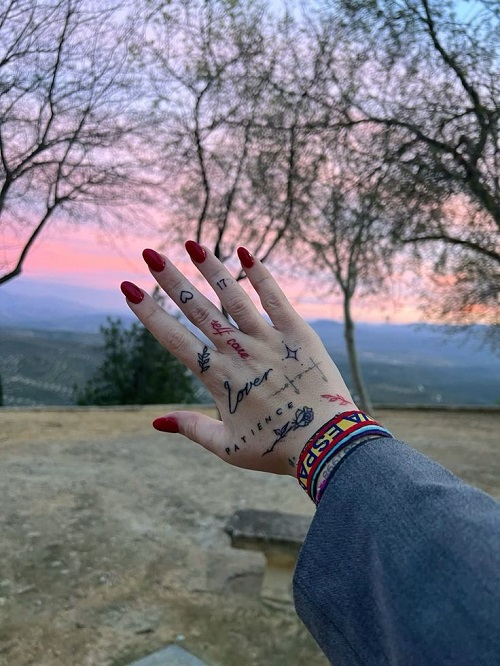 beautiful hand tattoo idea 1