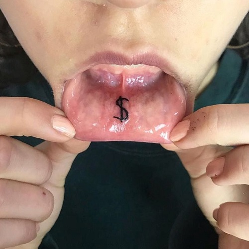 beautiful lip Tattoo Ideas 4