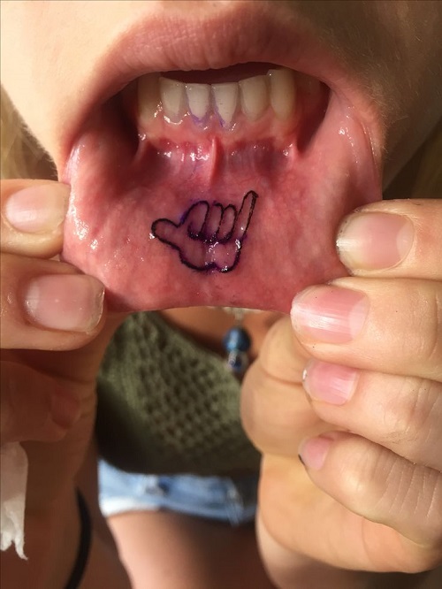 beautiful lip Tattoo Ideas 7
