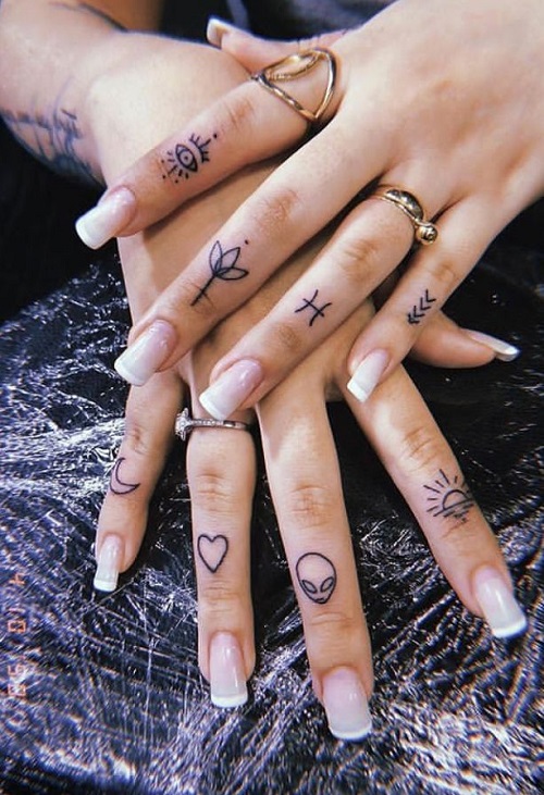 Tiny Finger Tattoo Ideas 1