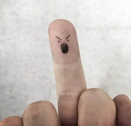 men Tiny Finger Tattoo
