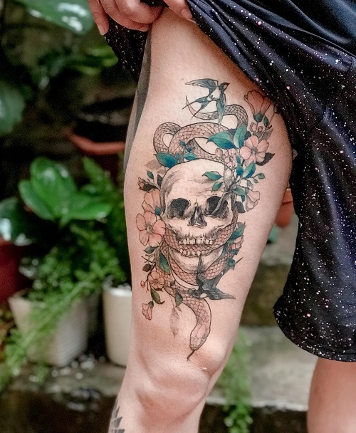 women Spooky Floral Tattoo 4