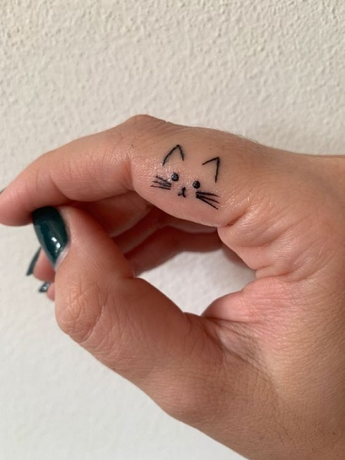 women Small Cat Tattoo 5
