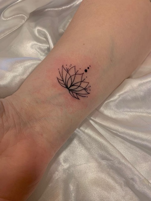 Small Lotus Tattoo Ideas for Women