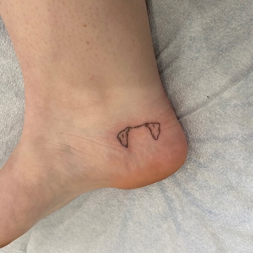 women Dog Ear Tattoo Ideas 1
