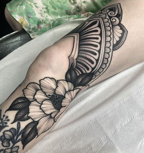 Knee Tattoo for men 4