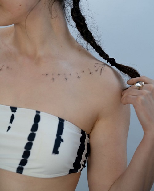 Collarbone Tattoos 1