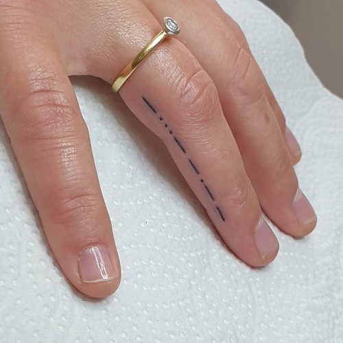 Viral Small Tattoo on Instagram 2