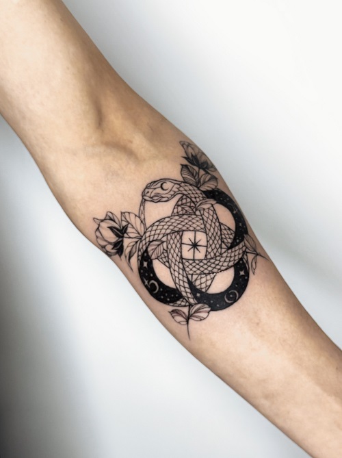 Beautiful Ouroboros Tattoo 1