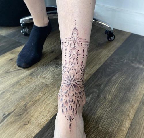 Ornamental tattoo 15