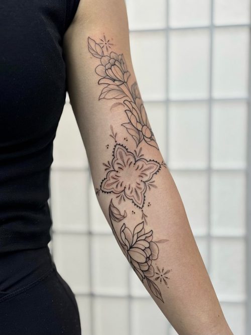 Ornamental tattoo 20