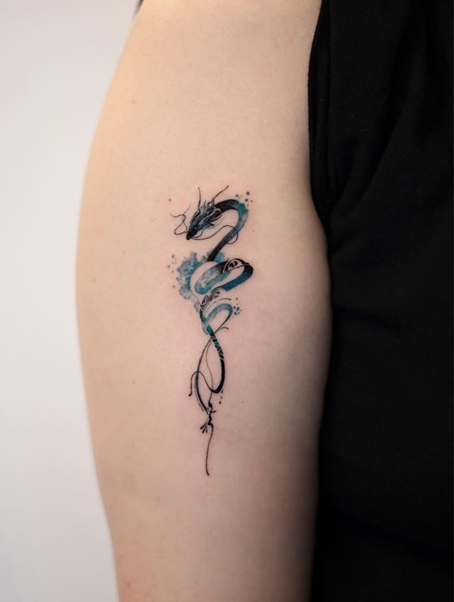 Creative dragon tattoo idea