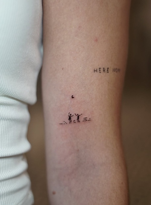 Fine line minimalist tattoos