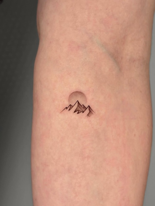 Mini nature tattoo design