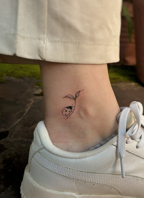 Small nature-inspired tattoo